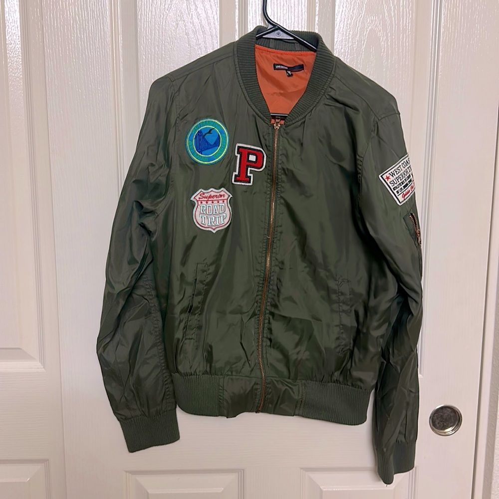 (EUC) Women Army Green Lightweight Bomber Jacket (L)